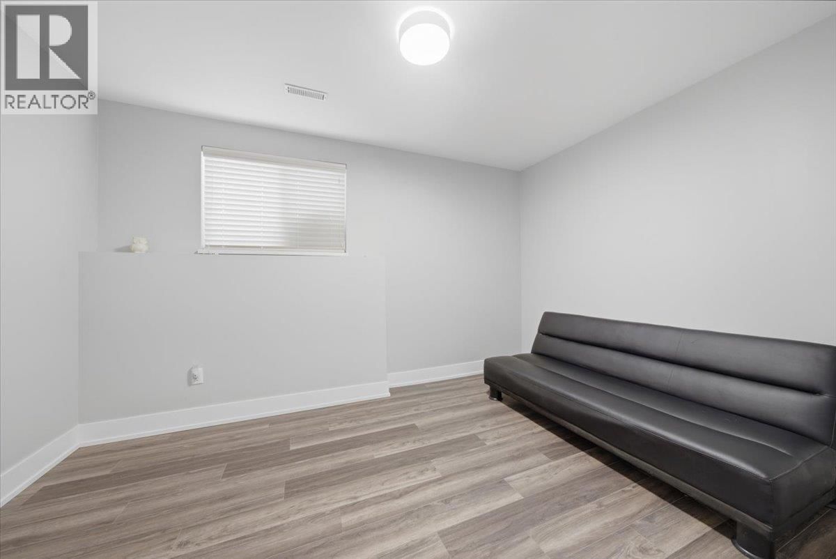 2893 DELAHAYE DRIVE Image 37