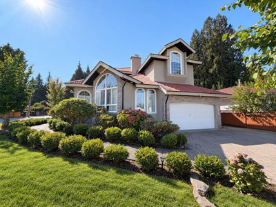 20560 46A Avenue | Langley British Columbia | Slide Image Three
