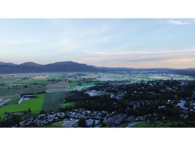36228 SANDRINGHAM Drive | Abbotsford British Columbia | Slide Image Five