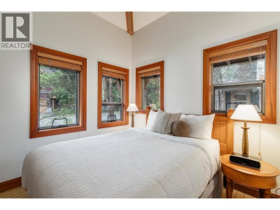 4728 A SETTEBELLO Drive | Whistler British Columbia | Slide Image Eleven