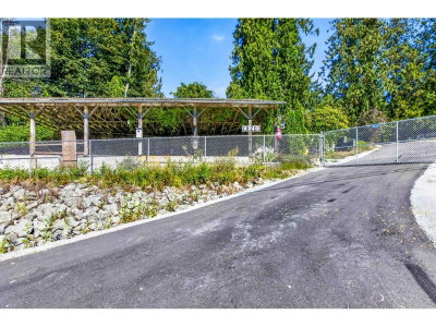 28203 LOUGHEED Highway | Maple Ridge British Columbia | Slide Image Nine