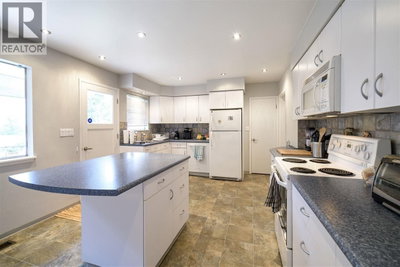 4965 8A Avenue | Delta British Columbia | Slide Image Eight