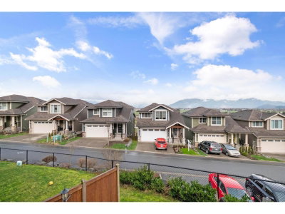 50634 LEDGESTONE Place | Chilliwack British Columbia | Slide Image Thirty-nine