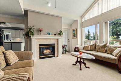8590 SUNRISE Drive | Chilliwack British Columbia | Slide Image Six