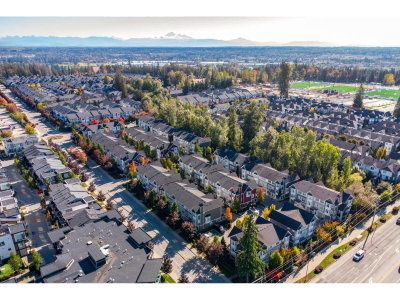 20852 77A Avenue | Langley British Columbia | Slide Image Twenty-four