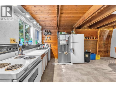 8160 ALPINE Way | Whistler British Columbia | Slide Image Ten