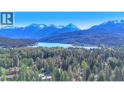 8160 ALPINE Way | Whistler British Columbia | Slide Image Twenty-seven