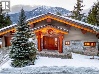 3826 SUNRIDGE Drive | Whistler British Columbia | Slide Image Thirty-eight