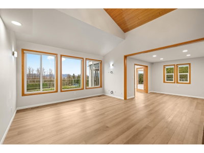 3755 CLEARBROOK Road | Abbotsford British Columbia | Slide Image Eleven