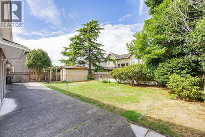 4131 BLUNDELL Road | Richmond British Columbia | Slide Image Twenty-five