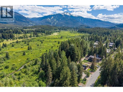 8354 RAINBOW Drive | Whistler British Columbia | Slide Image Twenty