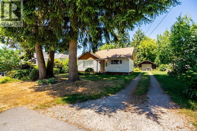 715 RODERICK Avenue | Coquitlam British Columbia | Slide Image Thirty-one