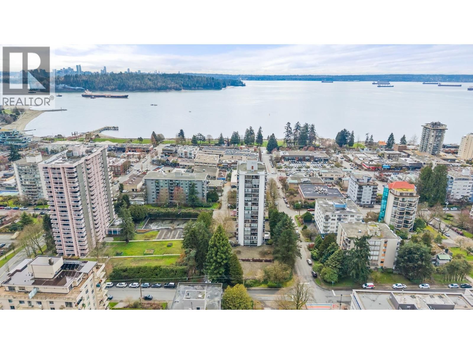 650 16TH Street, West Vancouver, British Columbia V7V 3R9