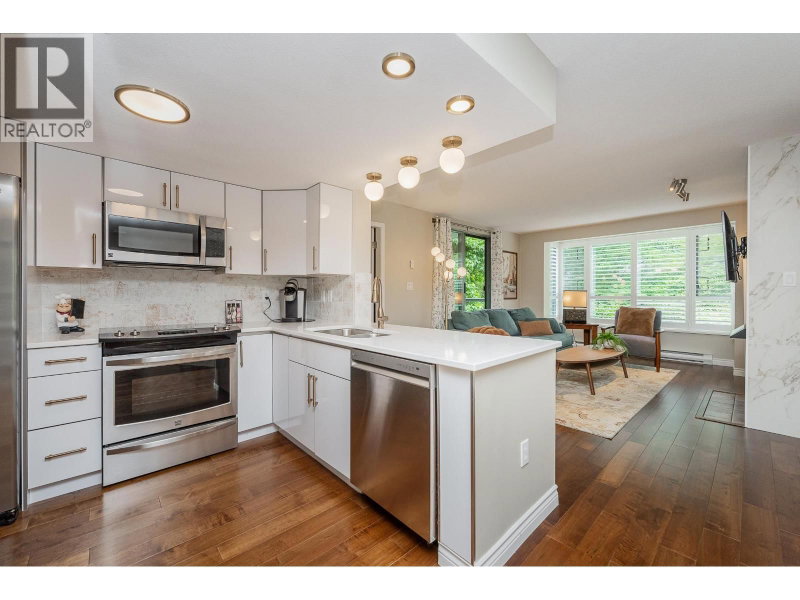 220 NEWPORT Drive Port Moody British Columbia, V3H 5B8 - 2 Bedrooms Condo For Sale