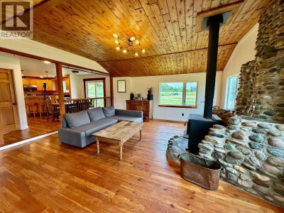 9811 MARGUERITE FERRY Road | Quesnel British Columbia | Slide Image Nineteen