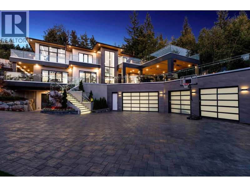 184 KINSEY Drive Port Moody British Columbia, V3H 0G7 - 5 Bedrooms Home For Sale
