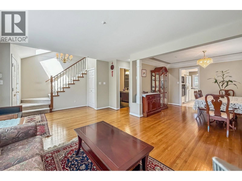 2755 20TH Avenue Vancouver British Columbia, V6L 1H1 - 6 Bedrooms Home For Sale