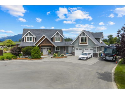 49517 PRAIRIE CENTRAL Road | Chilliwack British Columbia | Slide Image Two