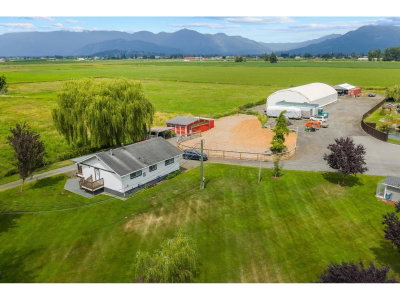 49517 PRAIRIE CENTRAL Road | Chilliwack British Columbia | Slide Image Three