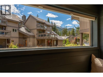 6117 EAGLE Drive | Whistler British Columbia | Slide Image Seven