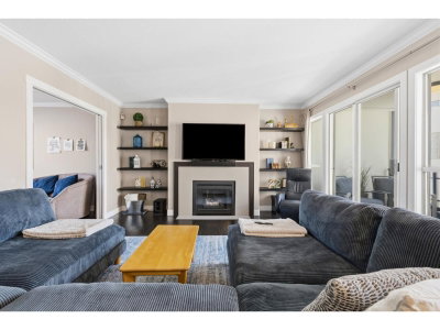 15169 BUENA VISTA Avenue | White Rock British Columbia | Slide Image Six