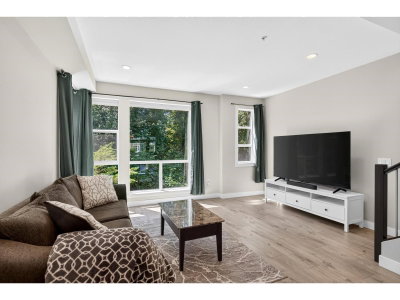 8413 MIDTOWN Way | Chilliwack British Columbia | Slide Image Eleven