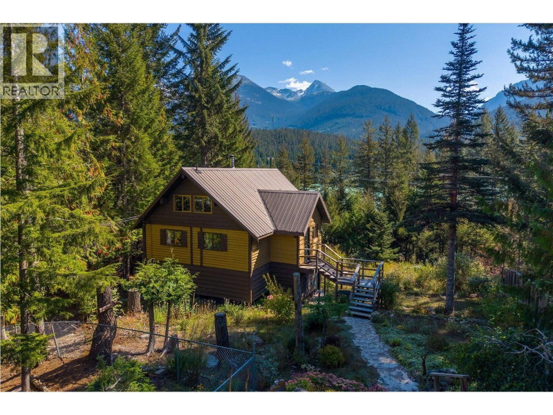 9291 EMERALD Drive Whistler British Columbia, V8E 0G5 - 3 Bedrooms Home For Sale