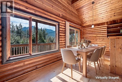 9291 EMERALD Drive | Whistler British Columbia | Slide Image Five