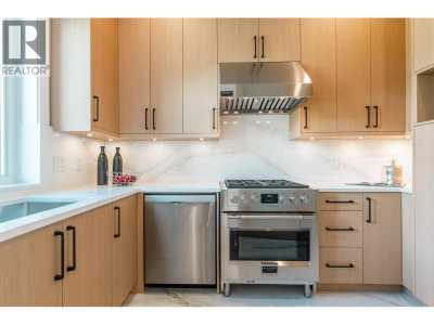 9531 KIRKMOND Crescent | Richmond British Columbia | Slide Image Seventeen