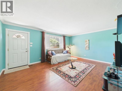 20875 CAMWOOD Avenue | Maple Ridge British Columbia | Slide Image Two