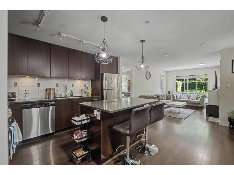 15850 26 Avenue Surrey British Columbia, V3S 2N6 - 2 Bedrooms Condo For Sale