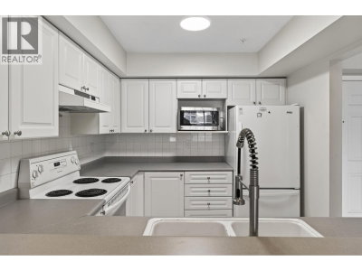2340 HAWTHORNE Avenue | Port Coquitlam British Columbia | Slide Image Nine