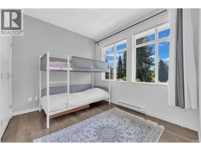 617 SMITH Avenue | Coquitlam British Columbia | Slide Image Eleven
