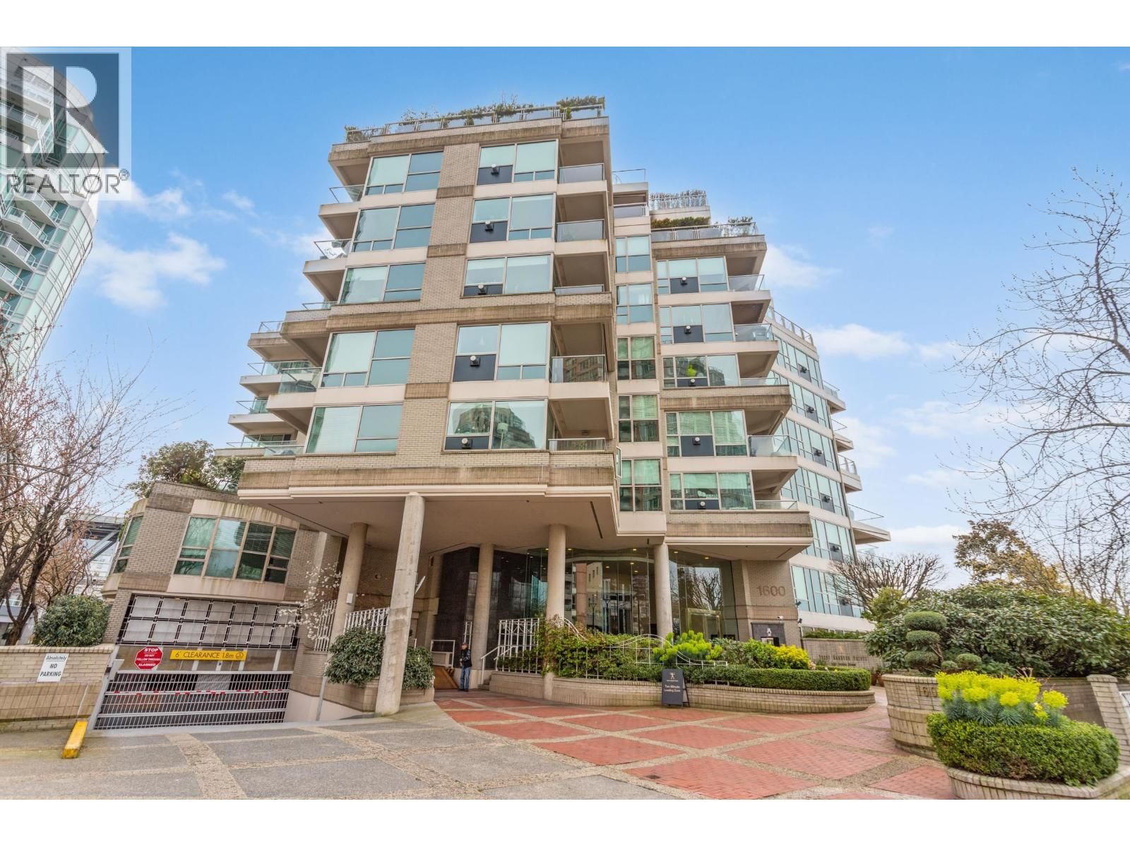 1600 HORNBY Street, Vancouver, British Columbia V6Z 2S4