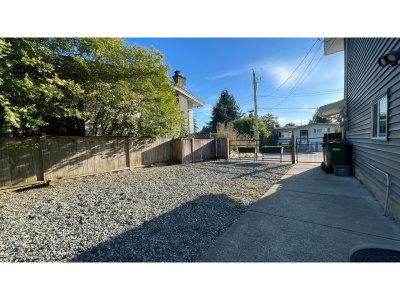 2170 MOSS Court | Abbotsford British Columbia | Slide Image Thirty-eight