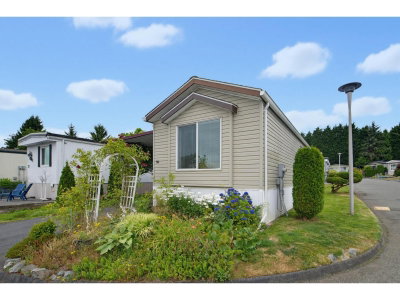 15875 20 Avenue | Surrey British Columbia | Slide Image Three