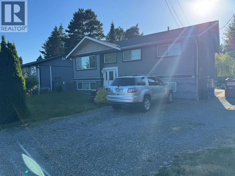 5361 10A Avenue Delta British Columbia, V4M 1Y5 - 5 Bedrooms Home For Sale