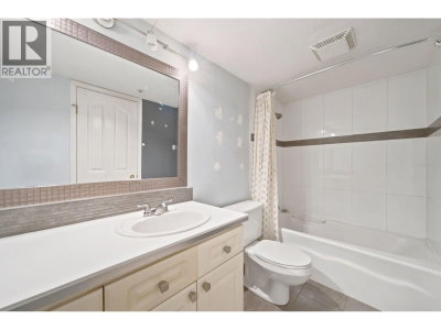 2380 SHAUGHNESSY Street | Port Coquitlam British Columbia | Slide Image Eighteen