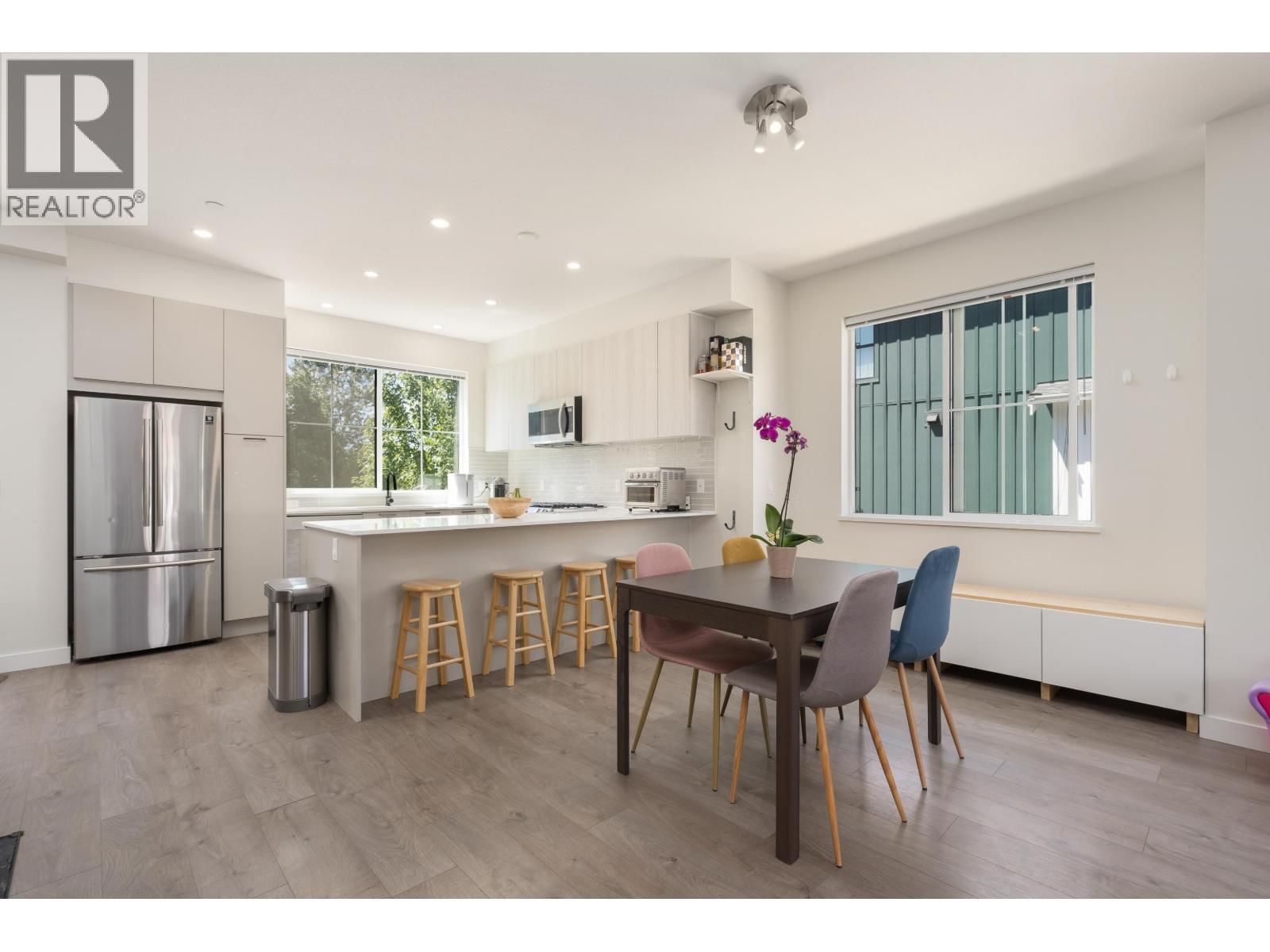 488 FURNESS Street, New Westminster, British Columbia V3M 0M1