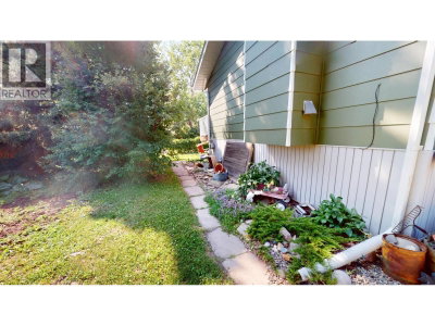 10072 257 Road | Fort St. John British Columbia | Slide Image Eleven