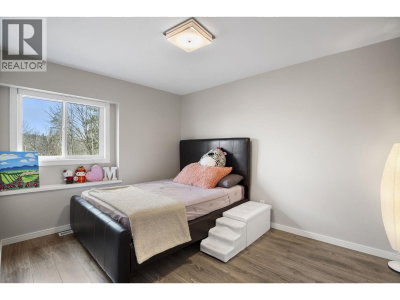 2268 NACHT Avenue | Port Coquitlam British Columbia | Slide Image Nineteen