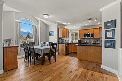 46017 SHERWOOD Drive | Chilliwack British Columbia | Slide Image Nine