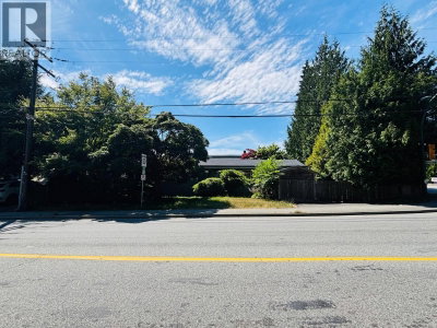498 HICKEY Drive | Coquitlam British Columbia | Slide Image Eight