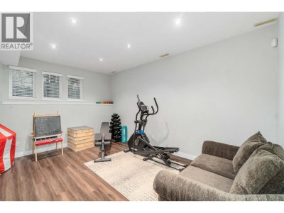 2590 PANORAMA Drive | Coquitlam British Columbia | Slide Image Thirty