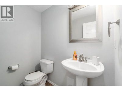 2590 PANORAMA Drive | Coquitlam British Columbia | Slide Image Thirty-three