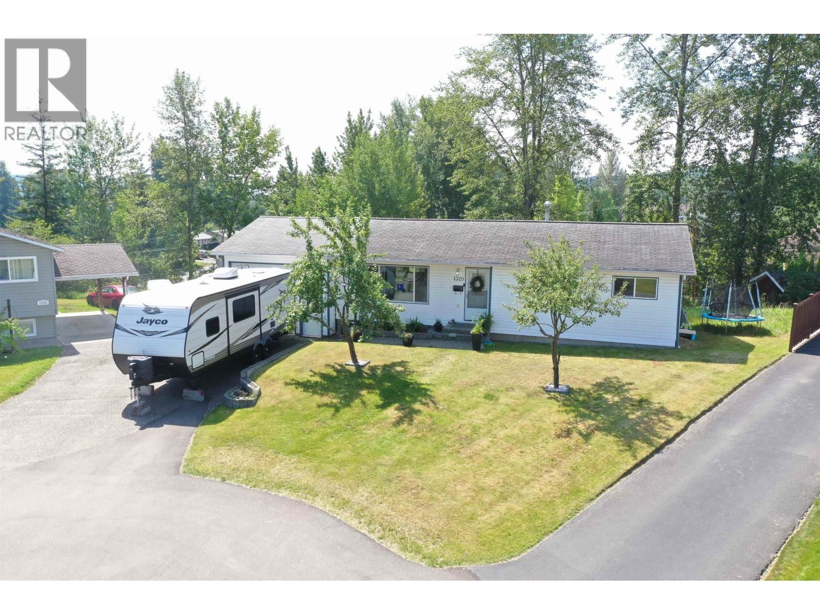 1320 PICARD Avenue, Quesnel, British Columbia V2J 1P7