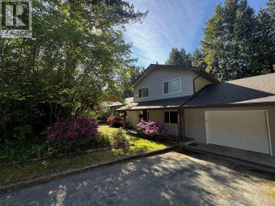 2572 THE Boulevard | Squamish British Columbia | Slide Image Thirty-two