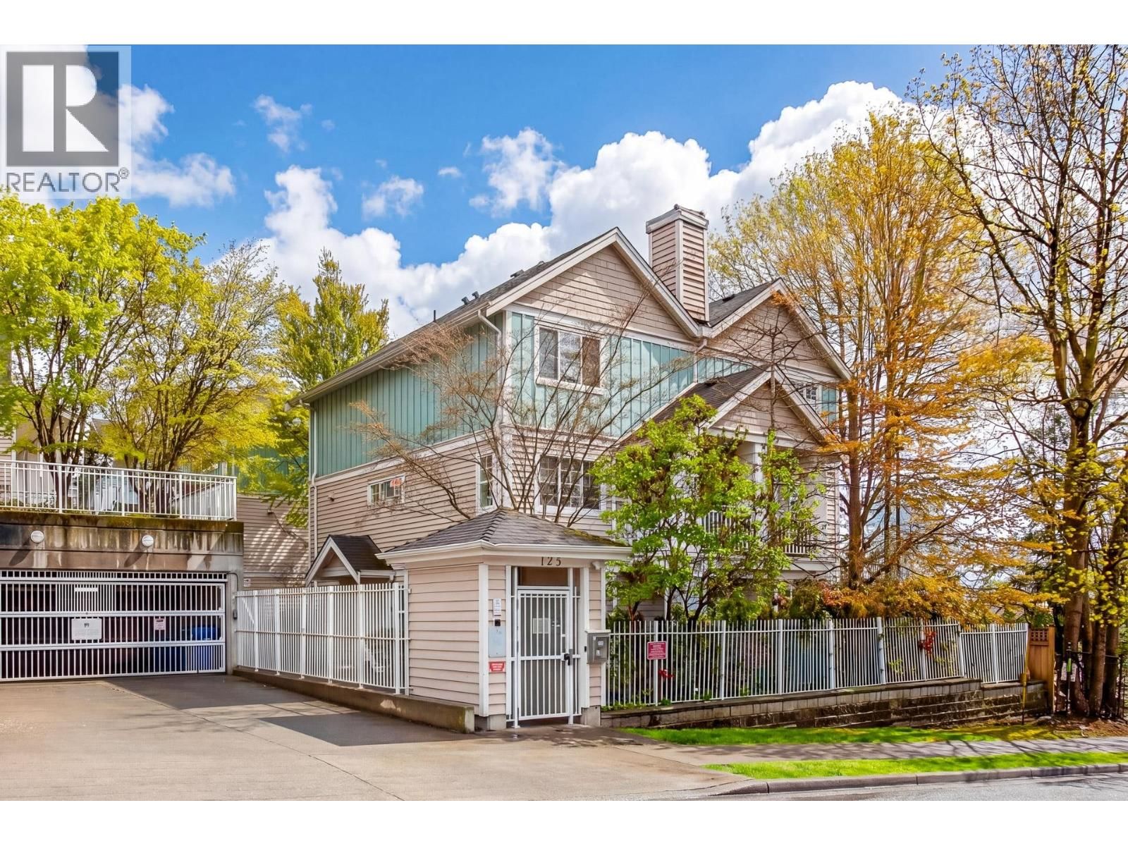123 SEVENTH Street, New Westminster, British Columbia V3M 6Y2