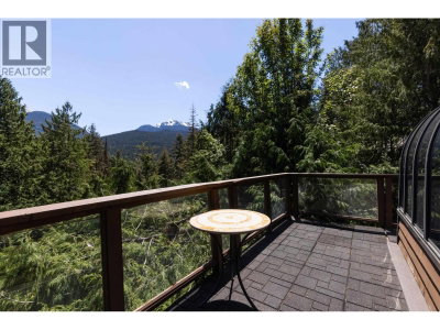 9480 EMERALD Drive | Whistler British Columbia | Slide Image Twelve