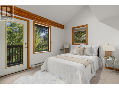 9480 EMERALD Drive | Whistler British Columbia | Slide Image Twenty